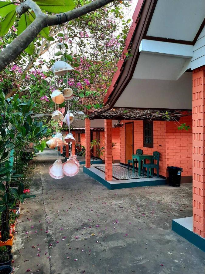 คิวทอง บังกะโล Ko Lan Buitenkant foto